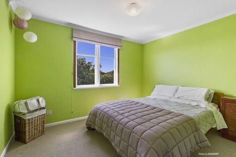 Photo of property in 7 Kingston Heights Road, Kingston, Wellington, 6021