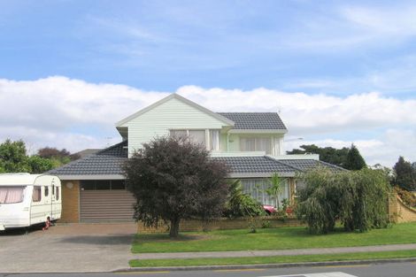 Photo of property in 2 The Green, Mount Maunganui, 3116
