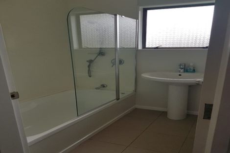 Photo of property in 7 Whitechapel Grove, Stokes Valley, Lower Hutt, 5019