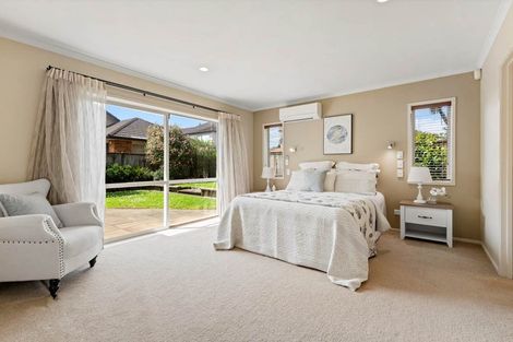 Photo of property in 3 Borthwick Close, Flat Bush, Auckland, 2016