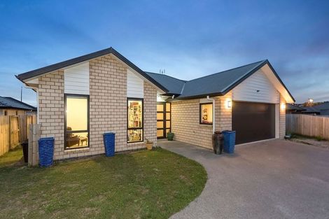 Photo of property in 5 Teatree Close, Huntington, Hamilton, 3210