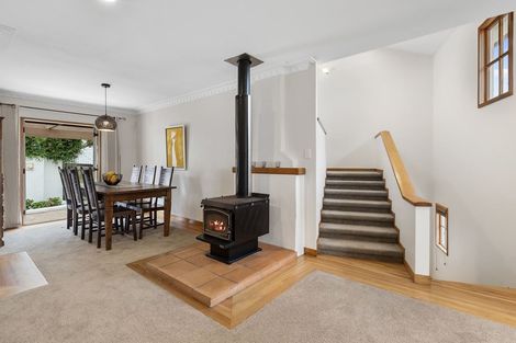 Photo of property in 105 Browns Bay Road, Browns Bay, Auckland, 0630