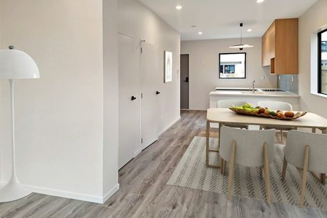 Photo of property in 17 Tokarewa Close, Mount Wellington, Auckland, 1062
