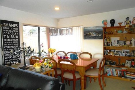 Photo of property in 35 Green Lane, Pukekohe, 2120