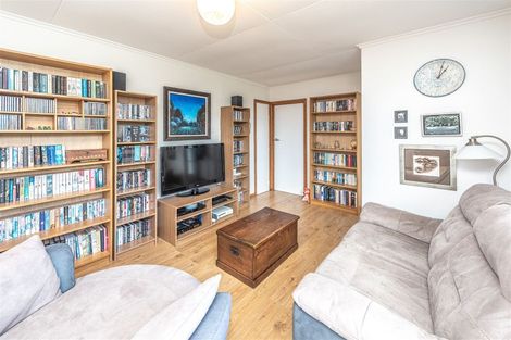 Photo of property in 27 Murch Place, Tawhero, Whanganui, 4500