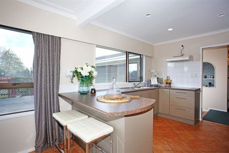 Photo of property in 1 Sunshine Place, Papakura, 2110