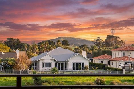 Photo of property in 42 Seychelles Drive, Papamoa Beach, Papamoa, 3118