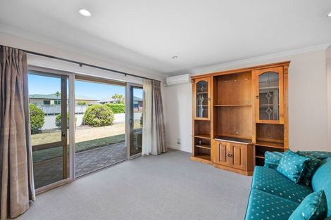 Photo of property in 79 Arrowsmith Avenue, Waipahihi, Taupo, 3330