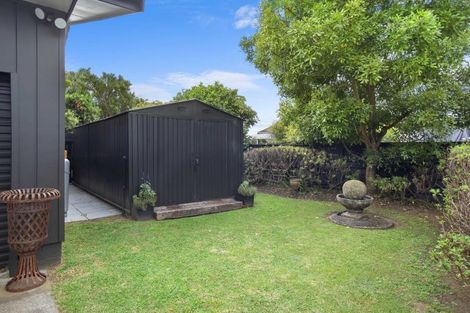 Photo of property in 36 Edgewater Parade, Waiuku, 2123