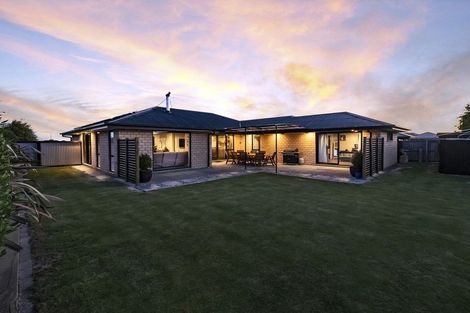 Photo of property in 13 Cressy Place, Darfield, 7510