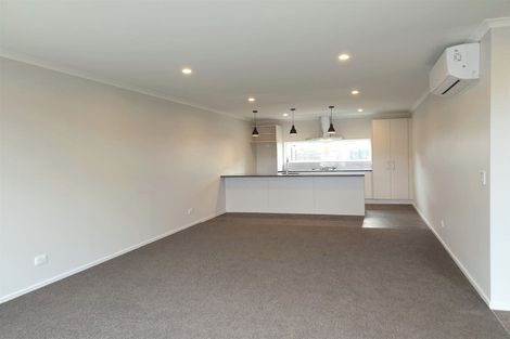 Photo of property in 16 Bluff Road, Kenepuru, Porirua, 5022