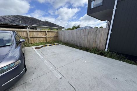 Photo of property in 11e Mawney Road, Henderson, Auckland, 0610