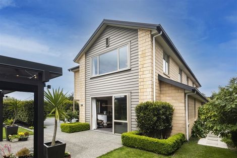 Photo of property in 135a Avonhead Road, Avonhead, Christchurch, 8042