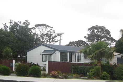 Photo of property in 4 Beach Road, Manly, Whangaparaoa, 0930
