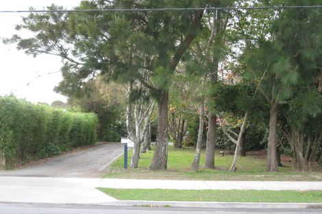 Photo of property in 15 Tararua Street, Paraparaumu, 5032