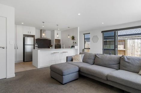 Photo of property in 37 Te Wharo Drive, Papamoa, 3118