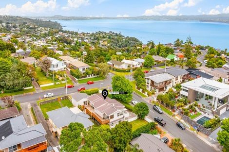 Photo of property in 1 Jacaranda Avenue, Beach Haven, Auckland, 0626