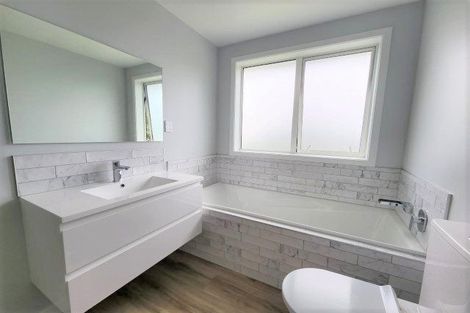 Photo of property in 12 Topsail Way, Whitby, Porirua, 5024