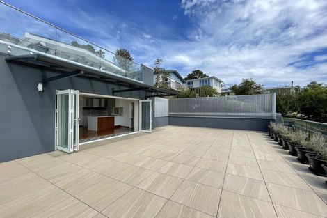 Photo of property in 10 Scott Road, Stanmore Bay, Whangaparaoa, 0932