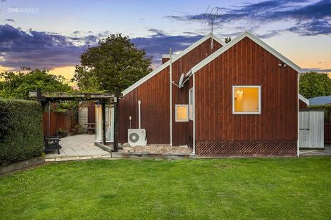 Photo of property in 3 Bush Street, Rangiora, 7400