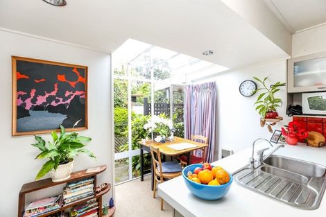 Photo of property in 26b Maranui Street, Welbourn, New Plymouth, 4310