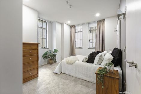 Photo of property in The Quay, 2/332b2 Lambton Quay, Wellington Central, Wellington, 6011