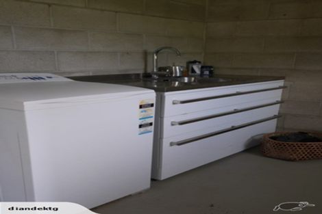 Photo of property in 163 Ocean Beach Road, Tairua, 3508