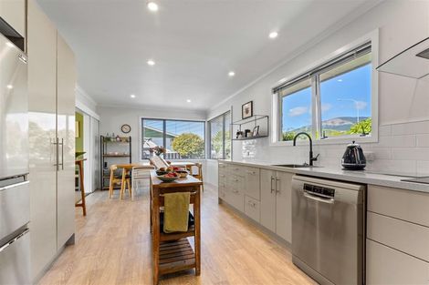 Photo of property in 9 Dryden Street, Stoke, Nelson, 7011