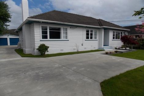 Photo of property in 290 Fergusson Drive, Heretaunga, Upper Hutt, 5018