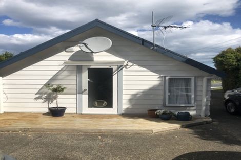 Photo of property in 959 Beach Road, Torbay, Auckland, 0630
