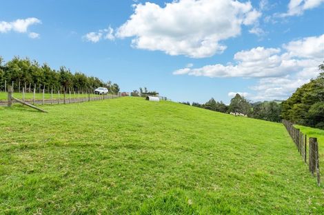 Photo of property in 42c Kaipara View Road, Helensville, 0875