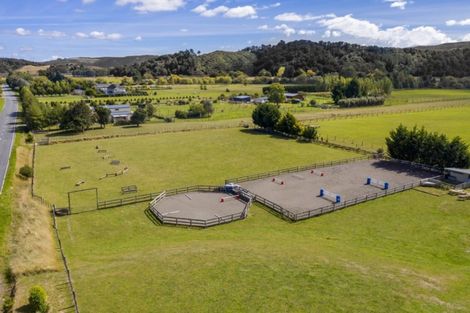 Photo of property in 73 Mangaroa Valley Road, Mangaroa, Upper Hutt, 5371