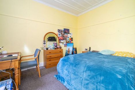 Photo of property in 33 Clyde Street, North Dunedin, Dunedin, 9016