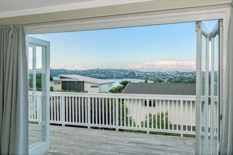 Photo of property in 75 Stanmore Bay Road, Stanmore Bay, Whangaparaoa, 0932