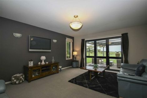 Photo of property in 16 Fowler Road, West Plains, Invercargill, 9874