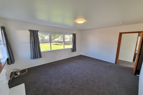 Photo of property in 12 Raglan Street, Mangere East, Auckland, 2024