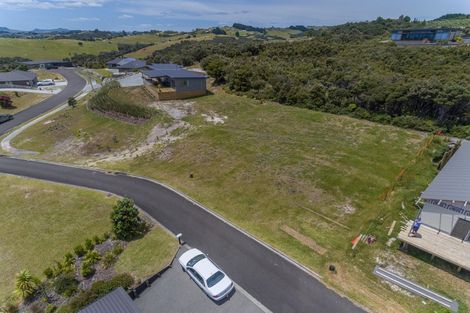 Photo of property in 14 Sunrise Place, Cable Bay, 0420