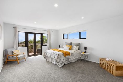 Photo of property in 105 Alec Craig Way, Gulf Harbour, Whangaparaoa, 0930