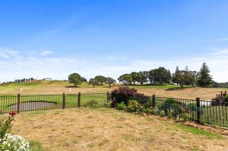 Photo of property in 4 Golf Course Lane, Waiwhakaiho, New Plymouth, 4312