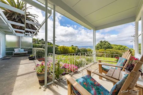 Photo of property in 39 Maungaraki Road, Korokoro, Lower Hutt, 5012
