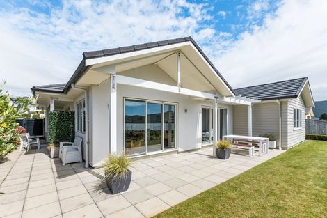 Photo of property in 10 John Burke Drive, Aotea, Porirua, 5024