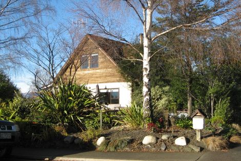 Photo of property in 24 Rob Roy Lane, Wanaka, 9305