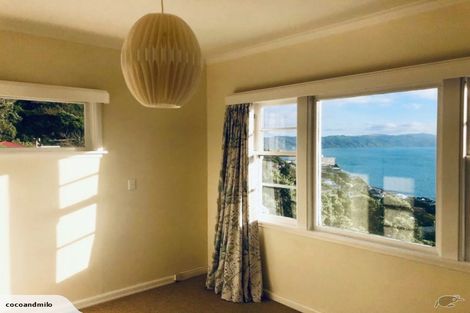 Photo of property in 122 Grafton Road, Roseneath, Wellington, 6011