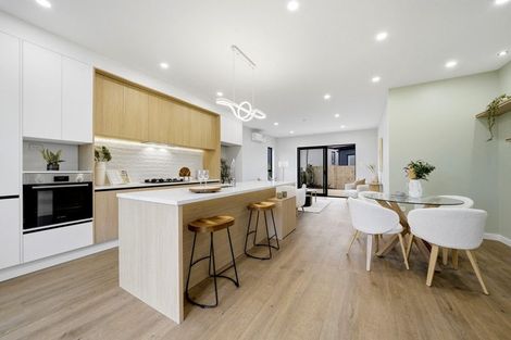 Photo of property in 7 Harakeke Lane, Orewa, 0931