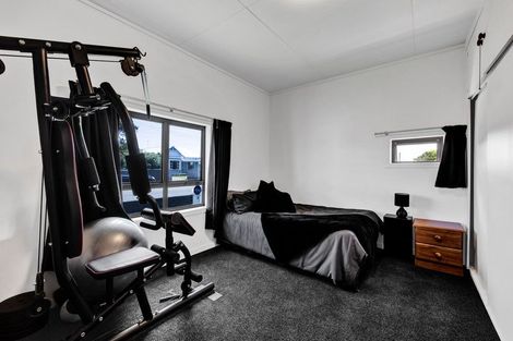 Photo of property in 48 Camberwell Road, Hawera, 4610