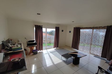 Photo of property in 48 Monte Cassino Place, Birkdale, Auckland, 0626