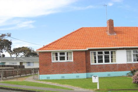 Photo of property in 3 Cambridge Street, Gonville, Whanganui, 4501