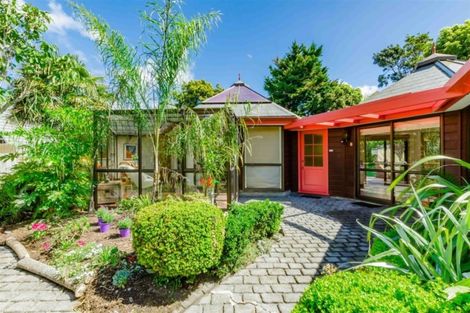 Photo of property in 76-78 Raumati Road, Raumati Beach, Paraparaumu, 5032