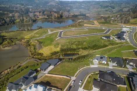 Photo of property in 16 Oyster Place, Omokoroa, 3114