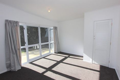 Photo of property in 5 Totara Terrace, Inglewood, 4330